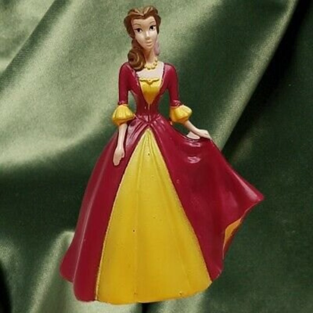 Disney Beauty & The Beast Princess BELLE PVC Figurine/Cake Topper Yellow